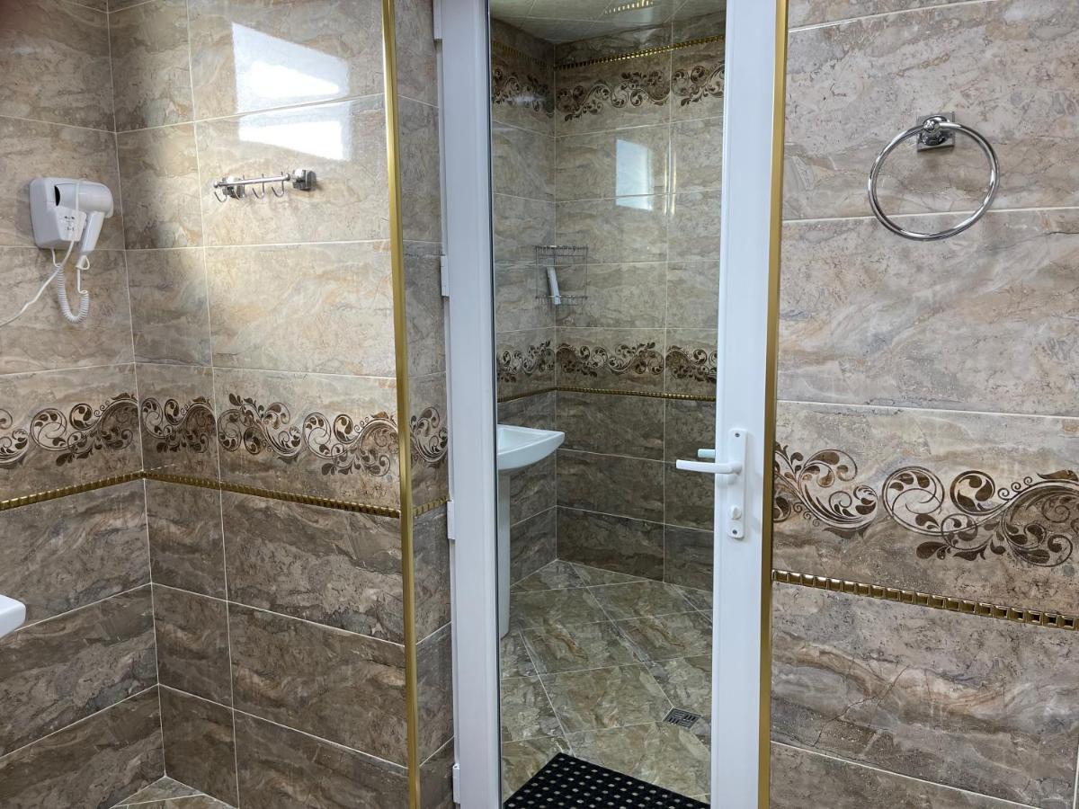 Euro Hotel Ґуба Екстер'єр фото
