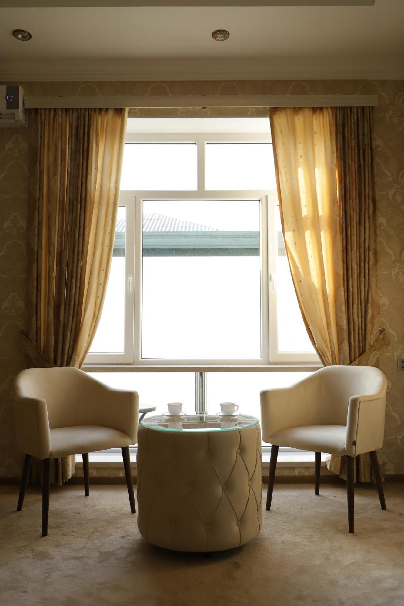 Euro Hotel Ґуба Екстер'єр фото